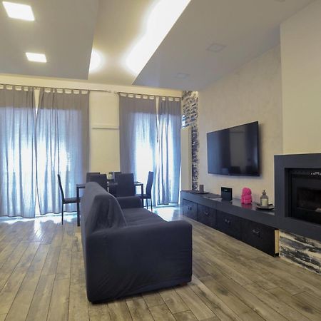 Casa Rosa Lucia Centrale Con Parcheggio Санремо Екстер'єр фото