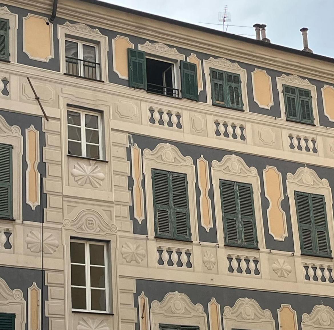 Casa Rosa Lucia Centrale Con Parcheggio Санремо Екстер'єр фото